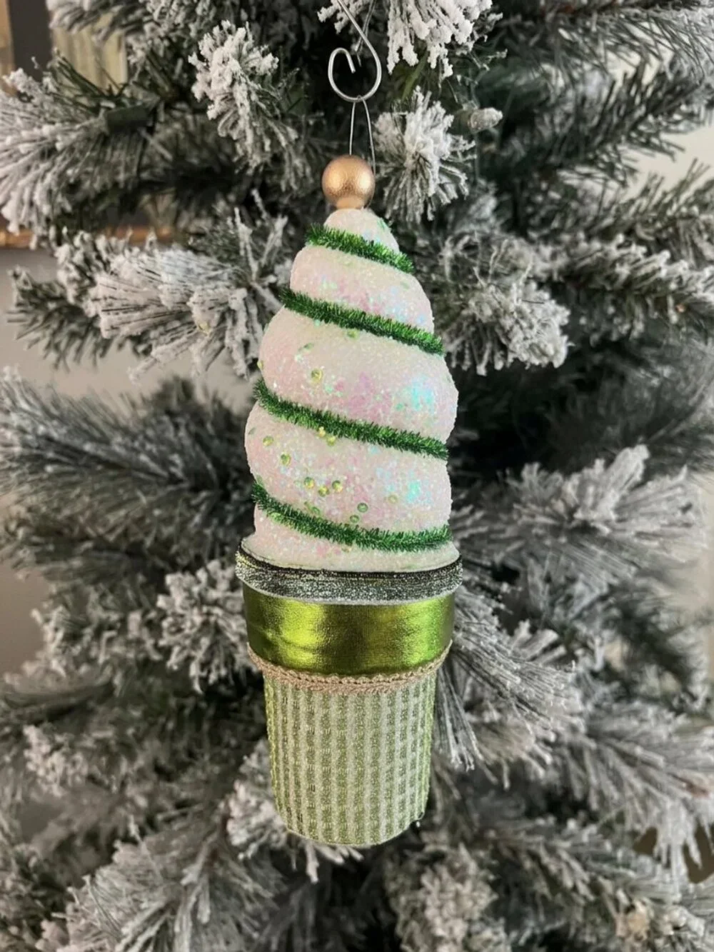 December Diamonds step away